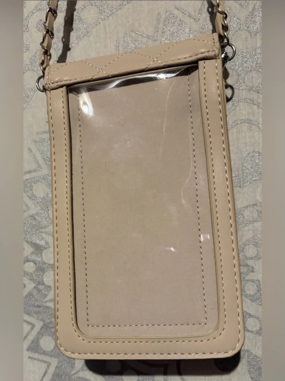 Studio Badgley Mischka Cream Quilted Pearl Crossbody Phone Case Bag